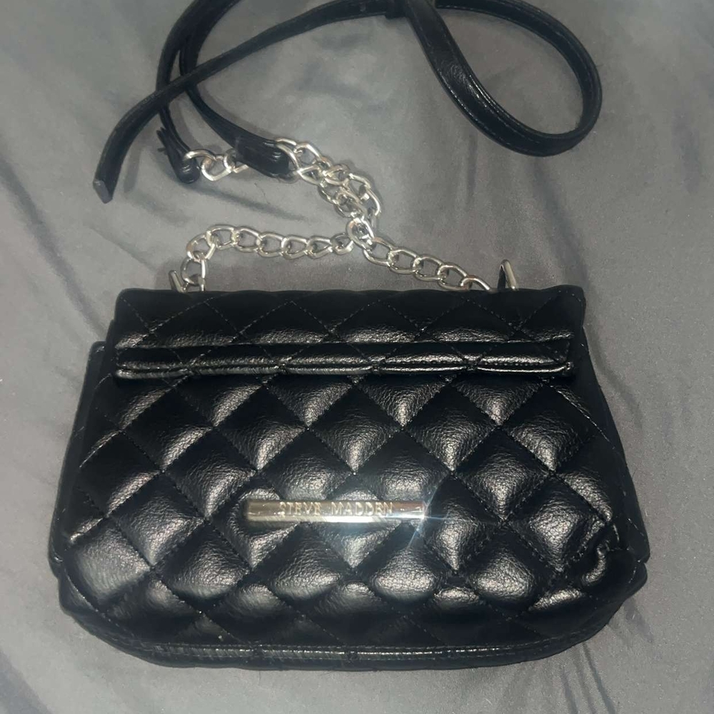 Steve Madden Black Quilted Crossbody with Chain Detail